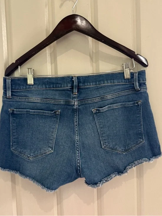 Frame Denim Le Cutoff Mid-Blue Frayed Hem Jean Shorts EUC Women’s Size 30 - Picture 12 of 16
